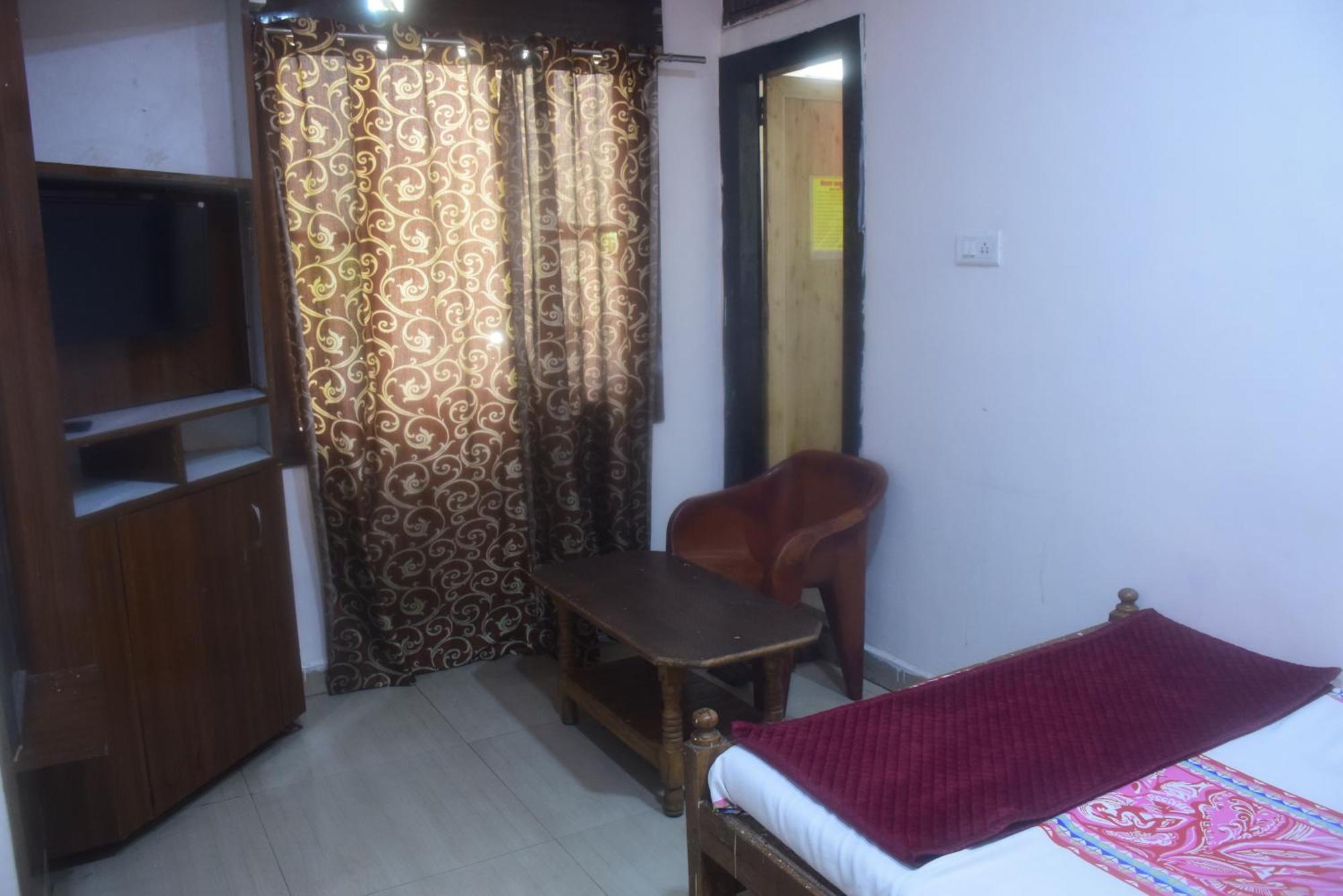 Hotel Thakur Ji Bhopal Esterno foto