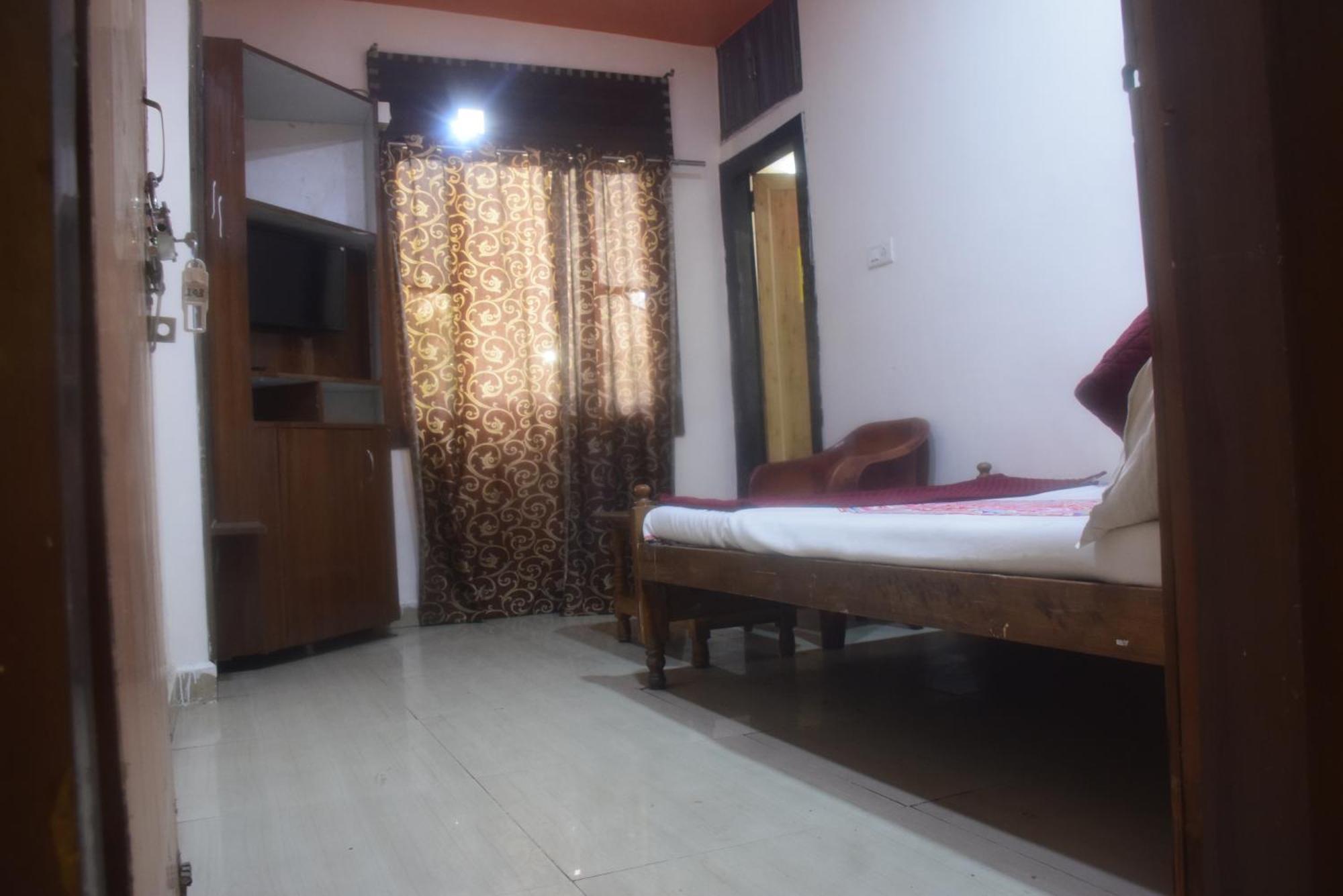 Hotel Thakur Ji Bhopal Esterno foto