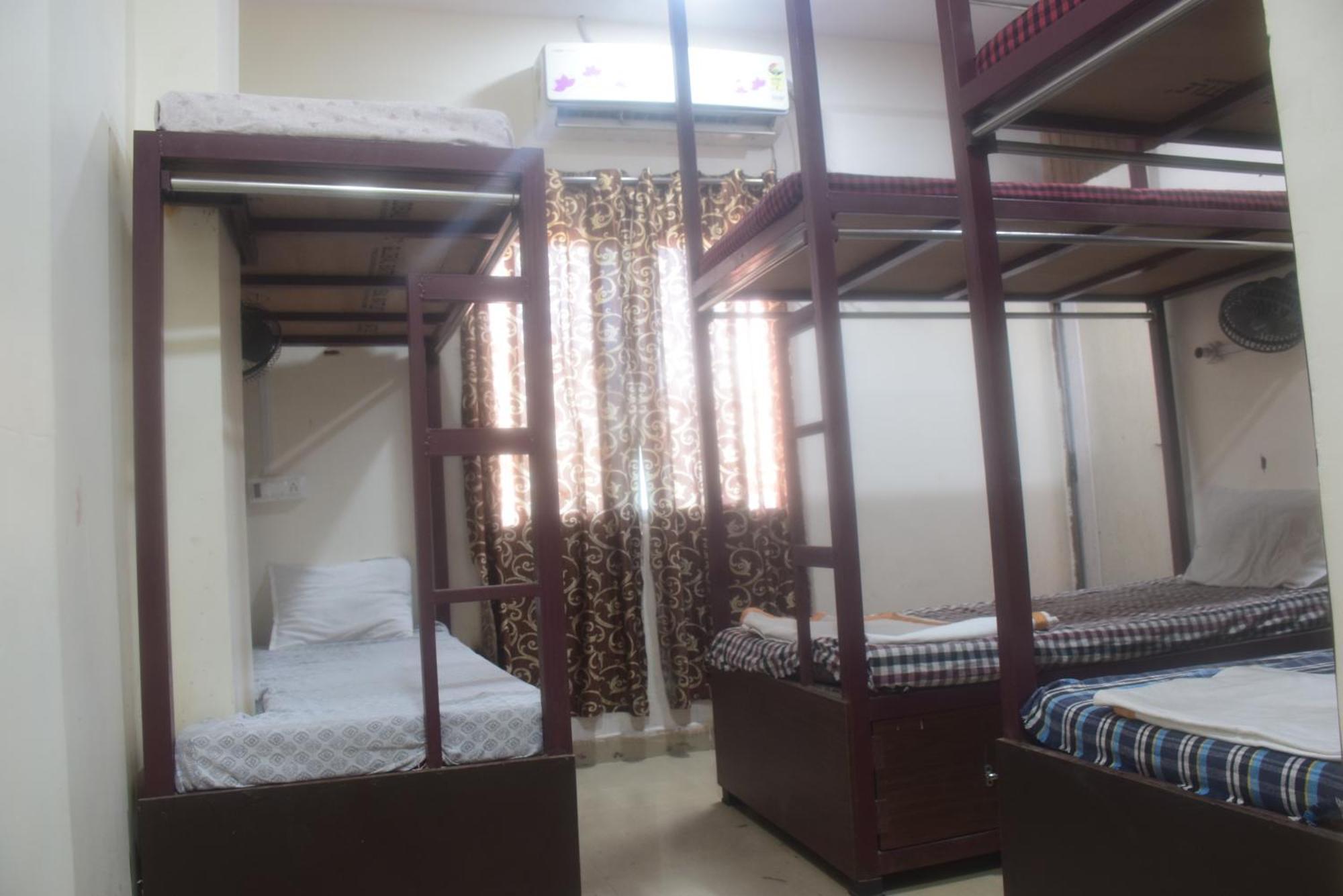 Hotel Thakur Ji Bhopal Esterno foto