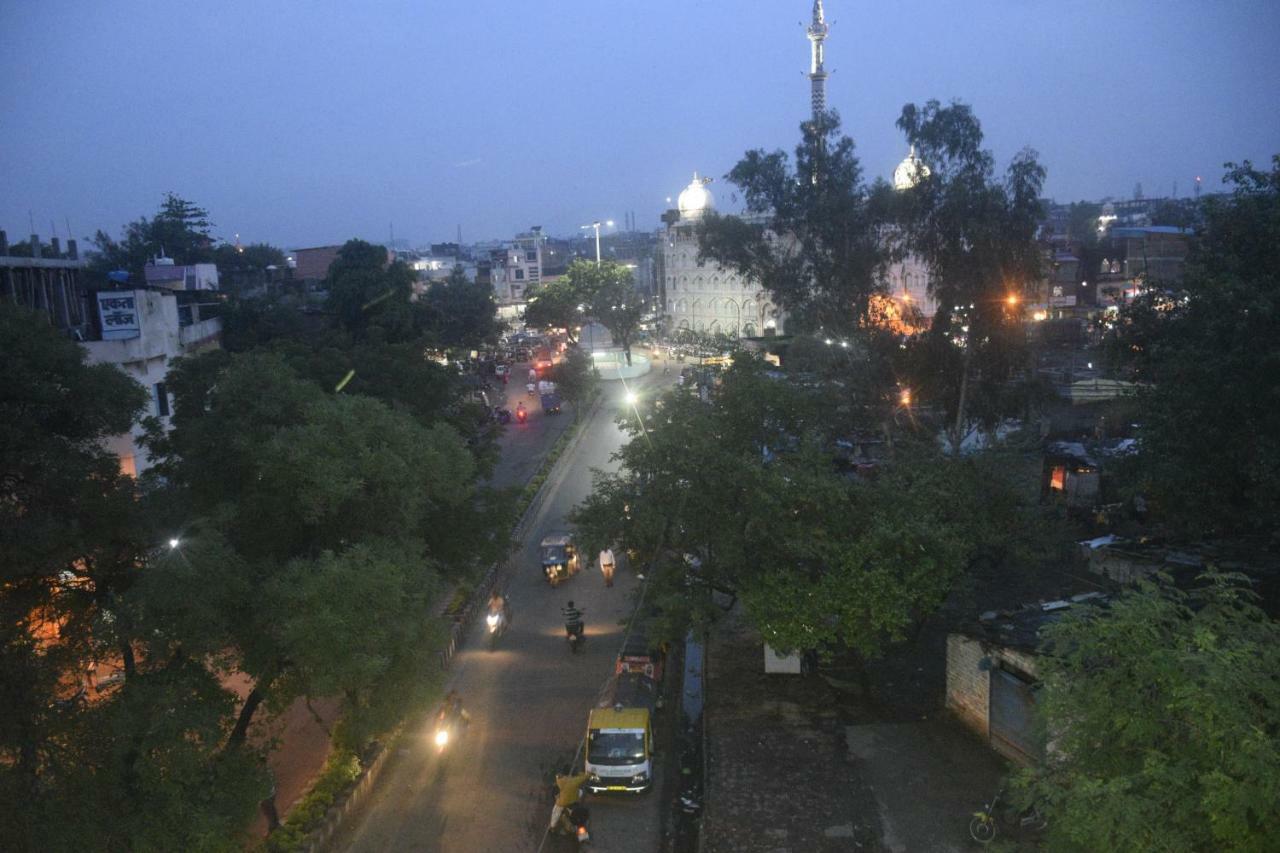 Hotel Thakur Ji Bhopal Esterno foto