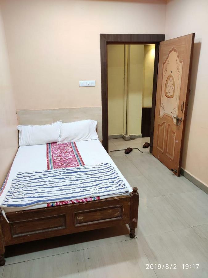 Hotel Thakur Ji Bhopal Esterno foto