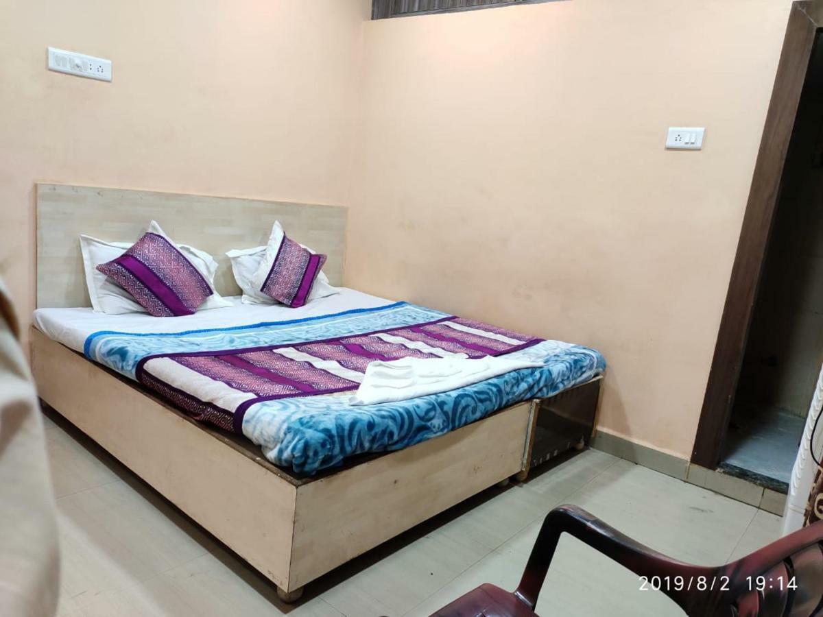 Hotel Thakur Ji Bhopal Esterno foto